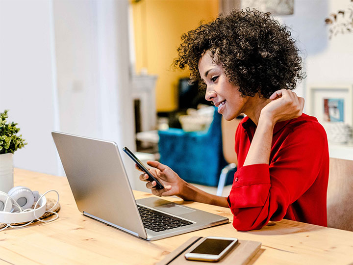 تکیه بیش از حد بر فناوری به جای ارتباط انسانی تکیه بیش از حد بر فناوری به جای ارتباط انسانی