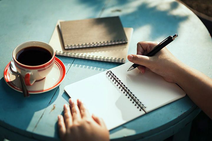چرا عنوان اهمیت زیادی دارد؟  